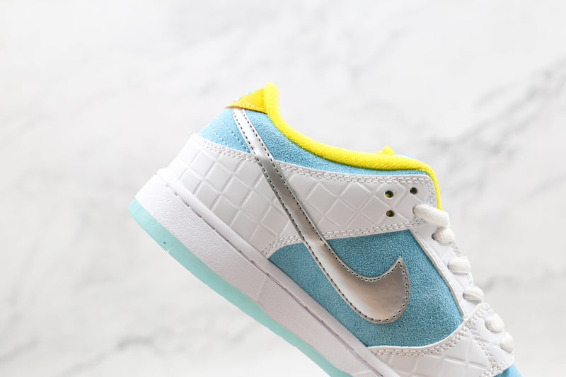 Nike SB Dunk Low Pro FTC Lagoon Pulse