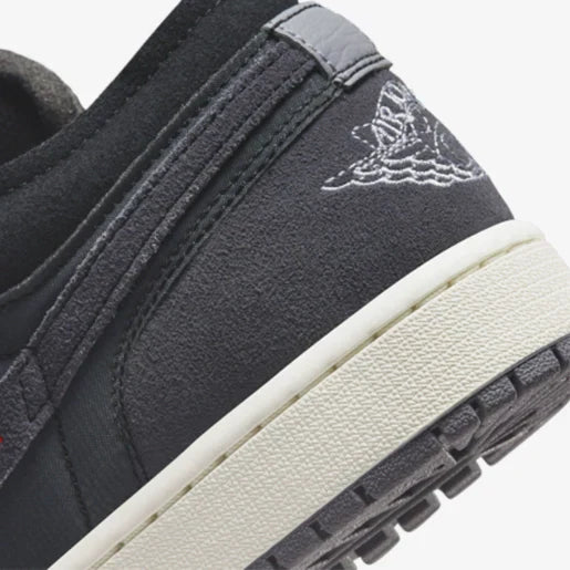 Air Jordan 1 Low Inside Out Black